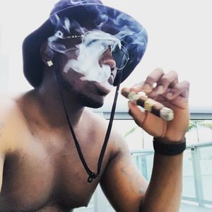 Meet your Posher, Carlos